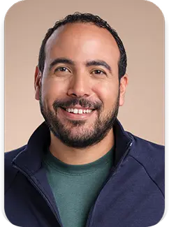Portrait of Hafedh, team member at Eezee